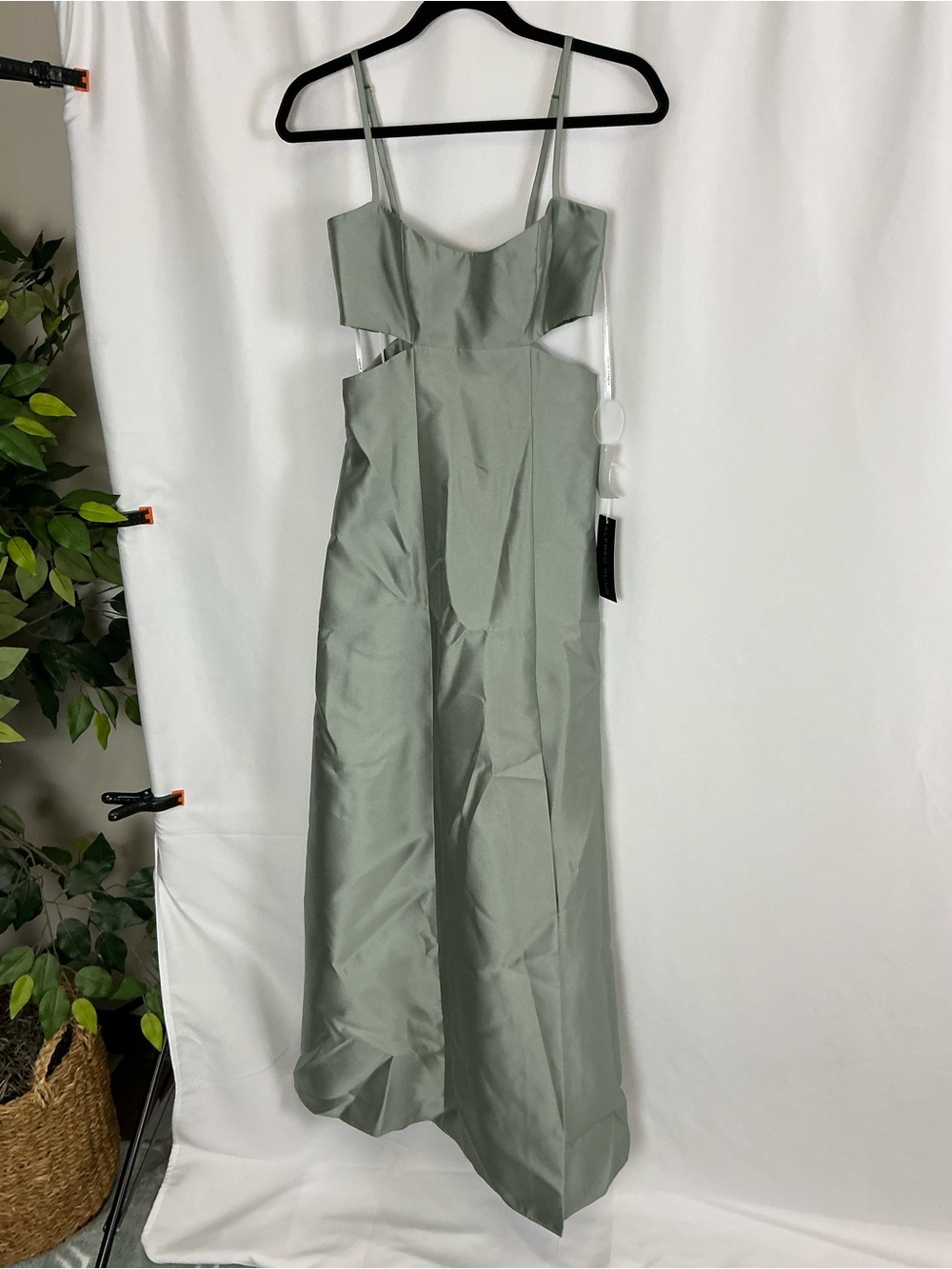 ALFRED SUNG Sage Green Dress